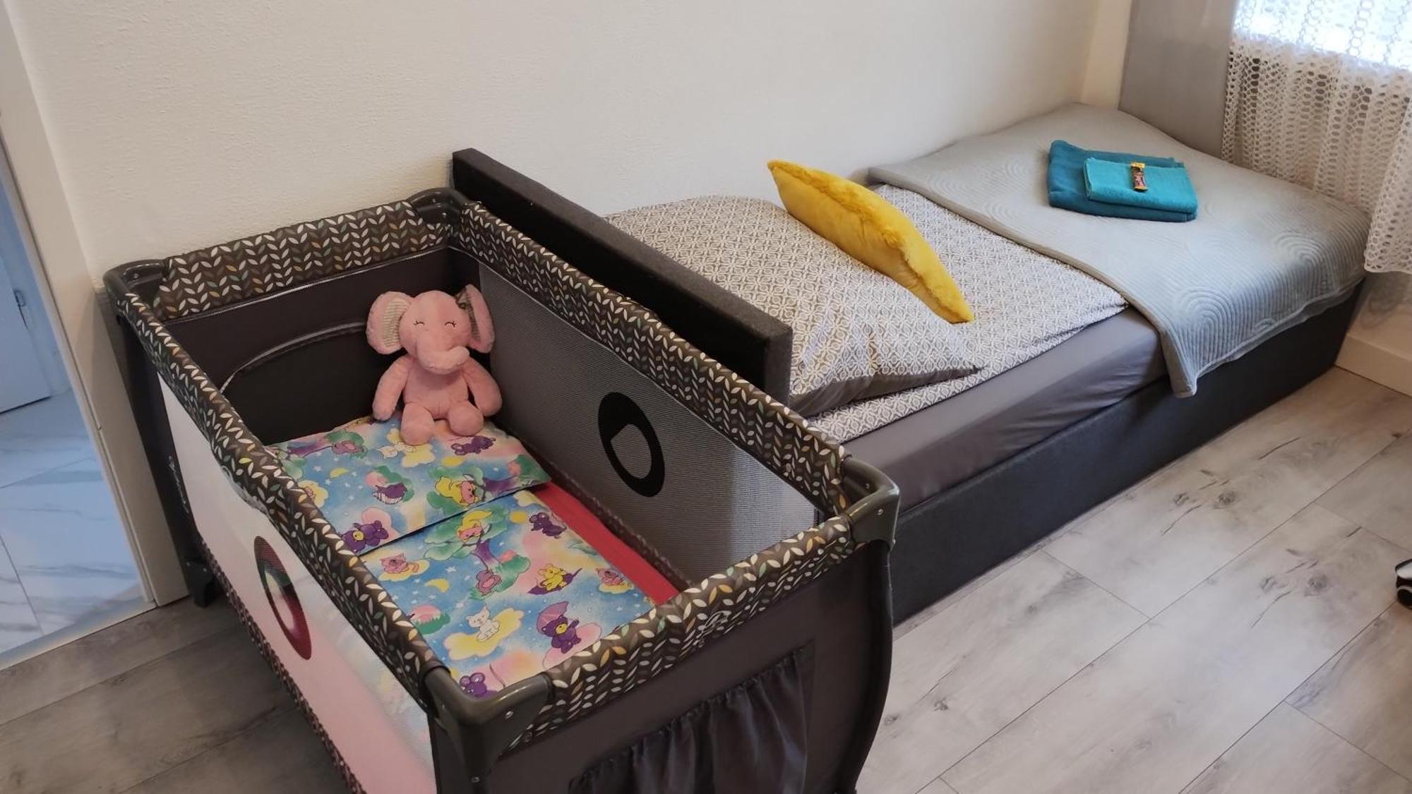 Apartament -Jak W Domu- Czeladz 60M2 Centrum Katowic 10Km מראה חיצוני תמונה